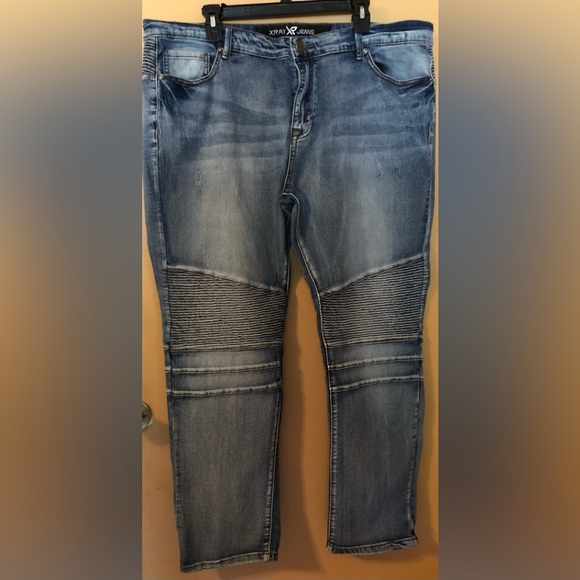 Big and Tall Jeans - Picture 1 of 6